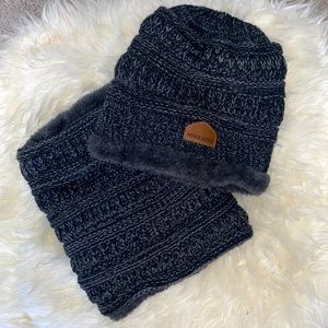 Women’s Knit Beanie & scarf Set